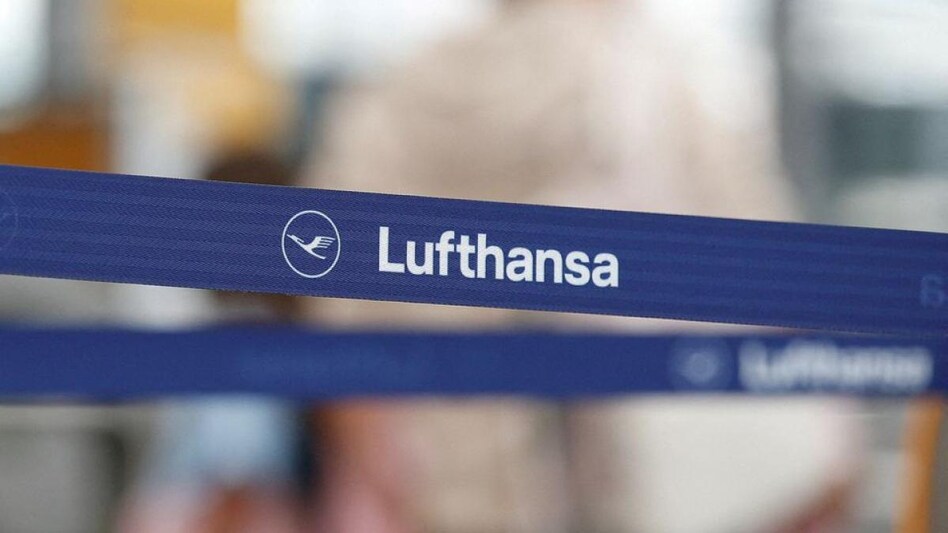 Lufthansa to cancel 800 flights on Friday due to pilots' strike (Photo: Reuters) Lufthansa to cancel 800 flights on Friday due to pilots' strike (Photo: Reuters)