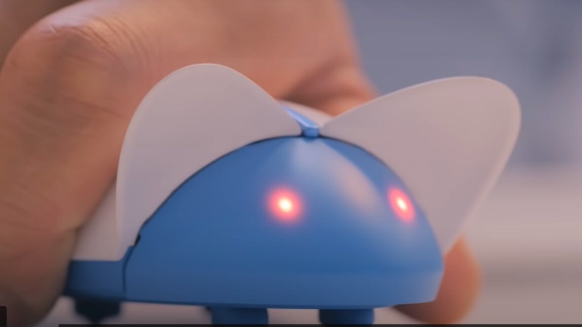 Samsung's new mouse will run away if you start working too much Samsung's new mouse will run away if you start working too much