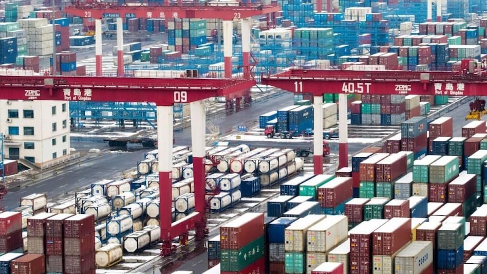 Oil imports in August jumped by 86.44 per cent to USD 17.6 billion. However, gold imports dipped by 47.54 per cent to USD 3.51 billion, the data showed. Oil imports in August jumped by 86.44 per cent to USD 17.6 billion. However, gold imports dipped by 47.54 per cent to USD 3.51 billion, the data showed.