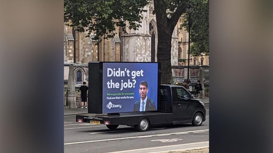 'Didn't get the job?': UK job firm's jibe at Rishi Sunak after he loses to Liz Truss (Photo: Twitter) 'Didn't get the job?': UK job firm's jibe at Rishi Sunak after he loses to Liz Truss (Photo: Twitter)