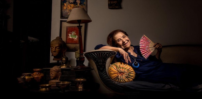 Mohanjeet Grewal, who introduced Indian high fashion to Paris in the 1960s and to the world thereafter, is held in high regard among fashion pundits. Mohanjeet Grewal, who introduced Indian high fashion to Paris in the 1960s and to the world thereafter, is held in high regard among fashion pundits.