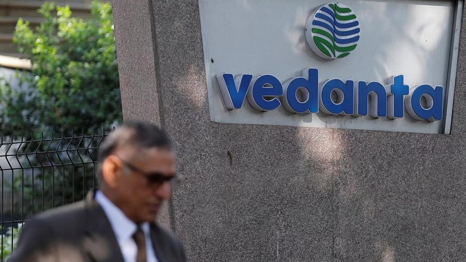 Vedanta's net profit declines 61% to Rs 1,808 crore in July-September Vedanta's net profit declines 61% to Rs 1,808 crore in July-September