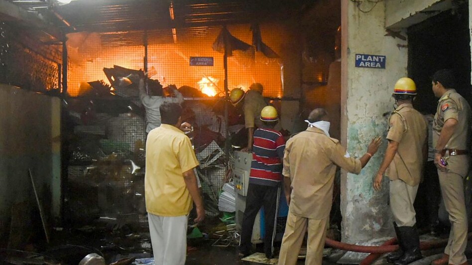 Fire breaks out at Noida factory, none hurt Fire breaks out at Noida factory, none hurt