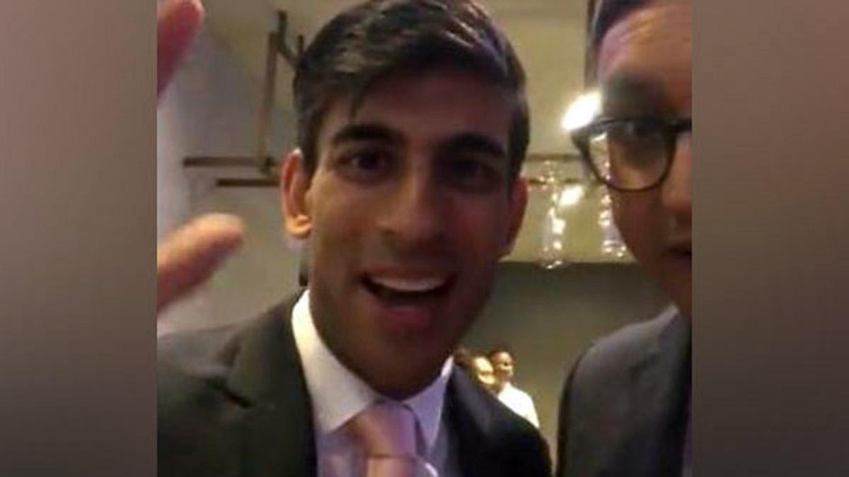 Sanjay Raina poked fun at the ongoing visa issue in the UK. Sanjay Raina poked fun at the ongoing visa issue in the UK.