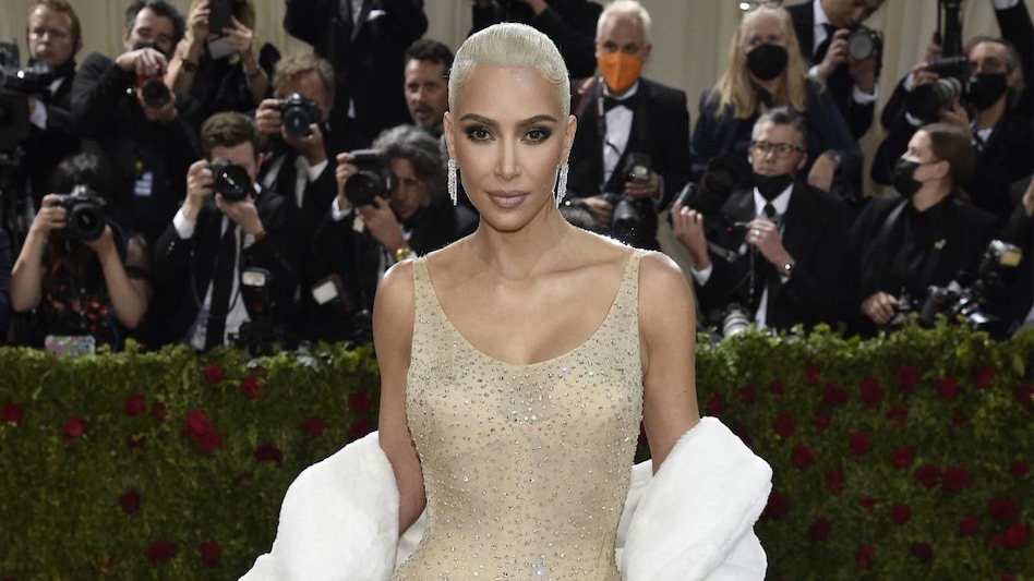Kim Kardashian’s post contained a link to the EthereumMax website, which provided instructions for potential investors to purchase EMAX tokens. (Photo: AP) Kim Kardashian’s post contained a link to the EthereumMax website, which provided instructions for potential investors to purchase EMAX tokens. (Photo: AP)