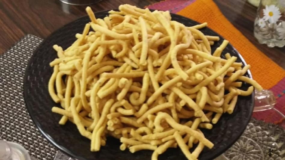 Bikaji Foods as a brand was launched by Shiv Ratan Agarwal in 1993. The brand has a market leadership in the ethnic snacks market in Rajasthan, Assam, and Bihar. Bikaji Foods as a brand was launched by Shiv Ratan Agarwal in 1993. The brand has a market leadership in the ethnic snacks market in Rajasthan, Assam, and Bihar.