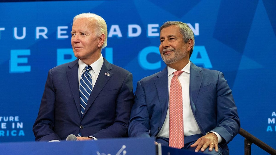 Micron Tech CEO Sanjay Mehrotra with US President Joe Biden Micron Tech CEO Sanjay Mehrotra with US President Joe Biden