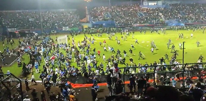 Widodo called for this to be the "last soccer tragedy in the nation." Widodo called for this to be the "last soccer tragedy in the nation."
