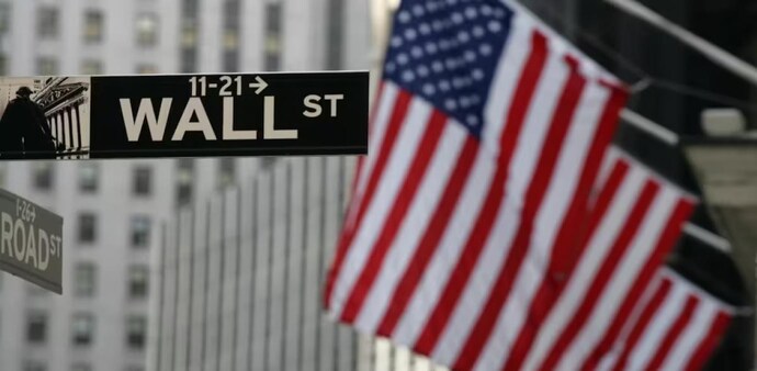 Rate-sensitive utilities were down 3.4% while real estate fell 1.4%. They led percentage declines among S&P sectors for the day. Rate-sensitive utilities were down 3.4% while real estate fell 1.4%. They led percentage declines among S&P sectors for the day.