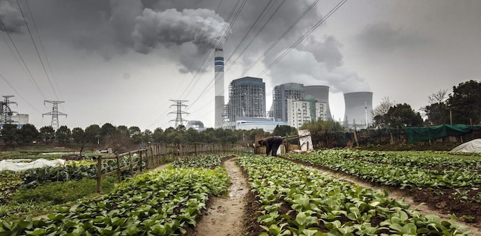 Air pollution: 24 industrial units issued closure orders for violating GRAP guidelines (Representative image) Air pollution: 24 industrial units issued closure orders for violating GRAP guidelines (Representative image)