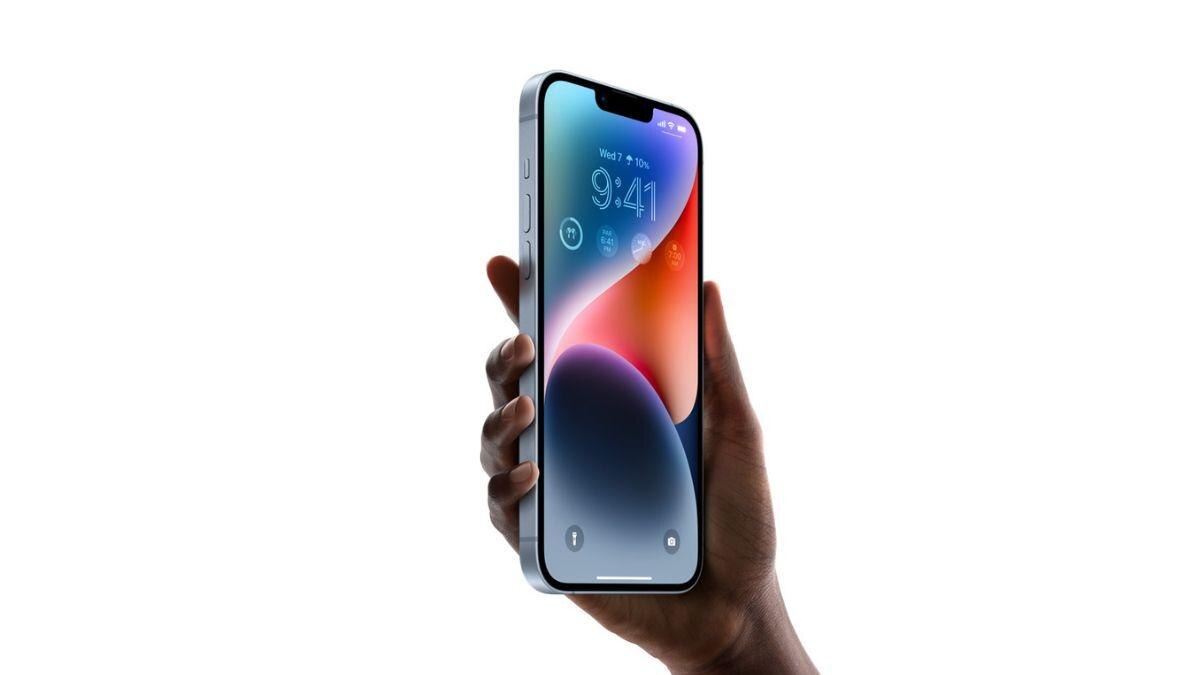 Apple iPhone 14 Plus witnesses lower demand, leading to production cuts: Report Apple iPhone 14 Plus witnesses lower demand, leading to production cuts: Report