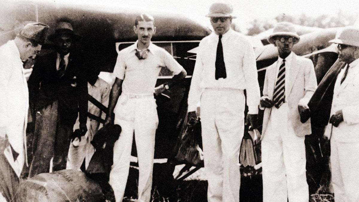 JRD Tata immediately after landing the inaugural flight at Juhu Aerodrome, Bombay, on 15th October 1932. (LinkedIn/Haris Bhat) JRD Tata immediately after landing the inaugural flight at Juhu Aerodrome, Bombay, on 15th October 1932. (LinkedIn/Haris Bhat)