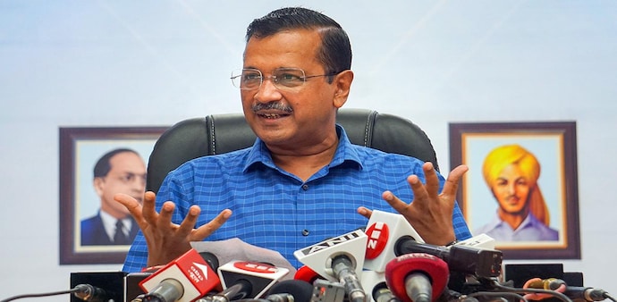 Arvind Kejriwal says images of deities must be included in currency notes Arvind Kejriwal says images of deities must be included in currency notes