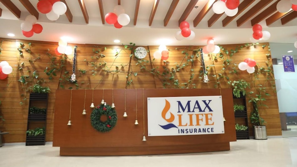 Max Life on penalty by IRDAI Max Life on penalty by IRDAI