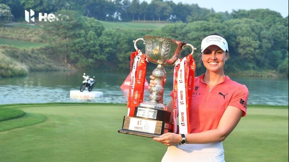 German golfer Olivia Cowan -- Image source: Twitter.com German golfer Olivia Cowan -- Image source: Twitter.com