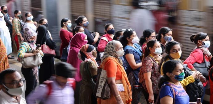 India sees rise in Covid-19 cases, Maharashtra govt warns of XXB variant reaching its peak in mid-November (Photo: Reuters) India sees rise in Covid-19 cases, Maharashtra govt warns of XXB variant reaching its peak in mid-November (Photo: Reuters)