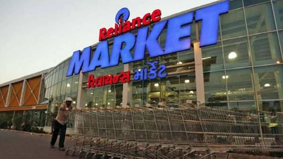 Reliance Retail net profit rises 36% to Rs 2,305 crore in Q2 Reliance Retail net profit rises 36% to Rs 2,305 crore in Q2