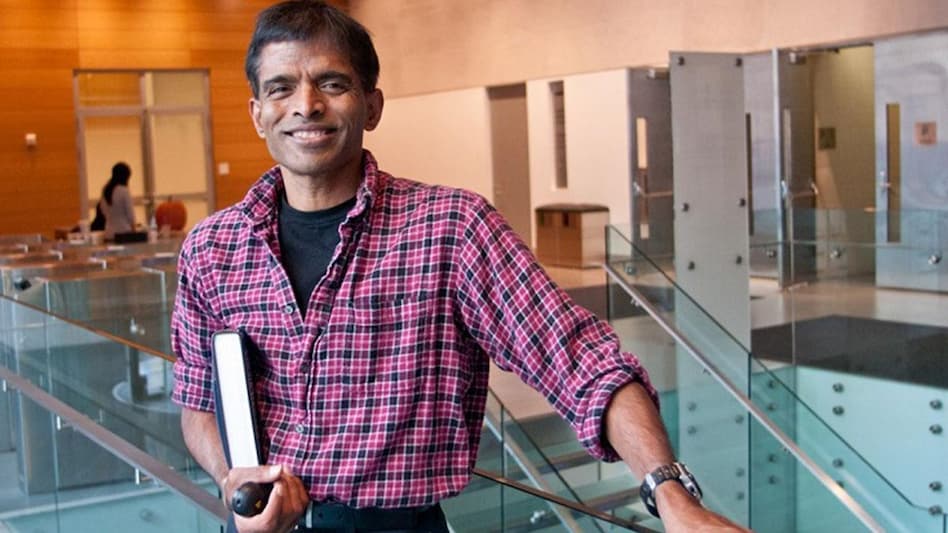 Aswath Damodaran believes cash flow multiples will never be widely used as a basis for pricing, than for intrinsic valuation. Aswath Damodaran believes cash flow multiples will never be widely used as a basis for pricing, than for intrinsic valuation.