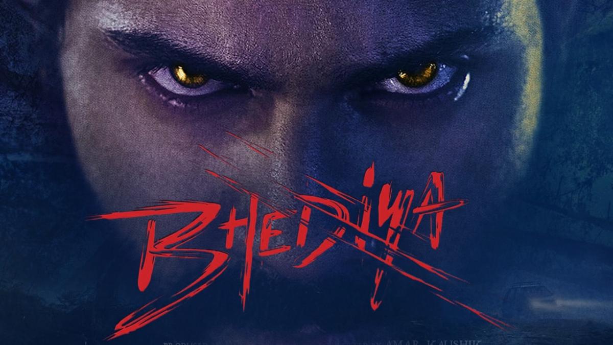 The Bhediya trailer trailer shows Varun’s transformation into the monster (werewolf), and ends with the title remix of the famous animated Jungle Book, “Jungle Jungle Baat Chali Hai”. The Bhediya trailer trailer shows Varun’s transformation into the monster (werewolf), and ends with the title remix of the famous animated Jungle Book, “Jungle Jungle Baat Chali Hai”.