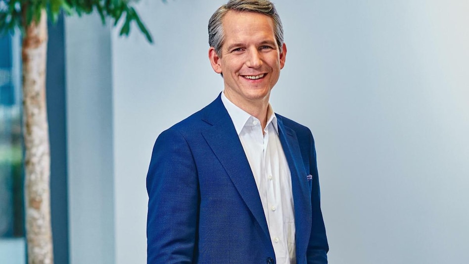 Our tech editor, Aayush Ailawadi spoke to the man who is leading Siemens into a new era of manufacturing, Siemens’s chief technology officer, Peter Koerte. Our tech editor, Aayush Ailawadi spoke to the man who is leading Siemens into a new era of manufacturing, Siemens’s chief technology officer, Peter Koerte.