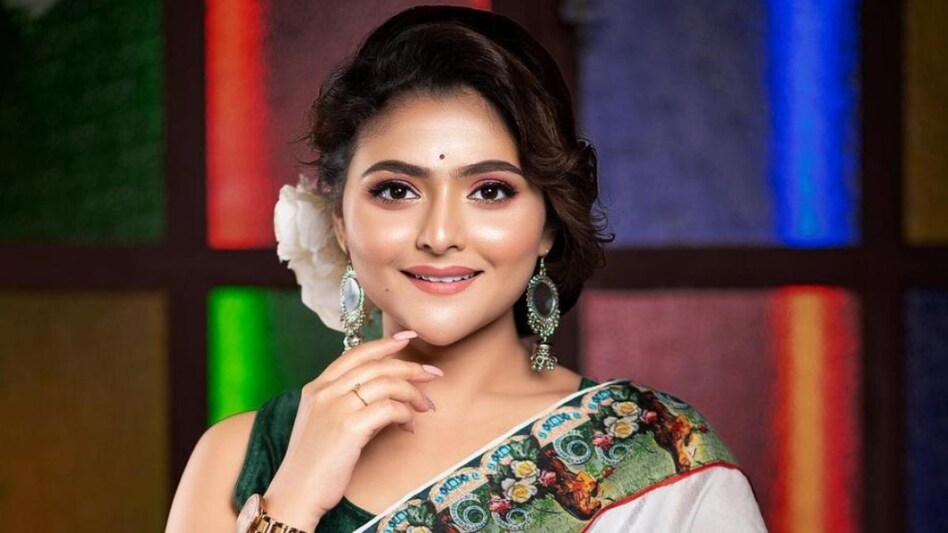 She was 24, and survived by her parents. She was 24, and survived by her parents.