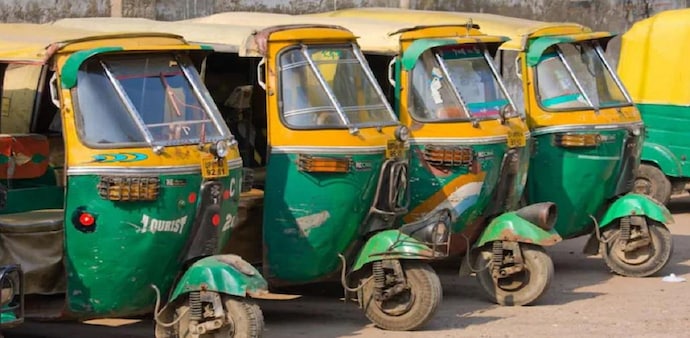 The state government had claimed before HC that app-based aggregators were charging more than the rates fixed by the authorities by levying surcharge The state government had claimed before HC that app-based aggregators were charging more than the rates fixed by the authorities by levying surcharge