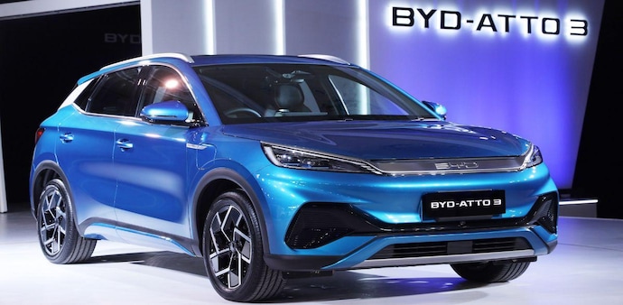 BYD India has launched the new Atto 3 electric car in India with a range of around 500 km BYD India has launched the new Atto 3 electric car in India with a range of around 500 km
