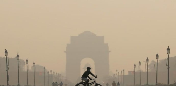 With pollution levels in India coming under severe, very poor, poor, and moderate for most cities, it is critical to take all possible steps to save the environment and keep the air clean. (Photo: Reuters) With pollution levels in India coming under severe, very poor, poor, and moderate for most cities, it is critical to take all possible steps to save the environment and keep the air clean. (Photo: Reuters)