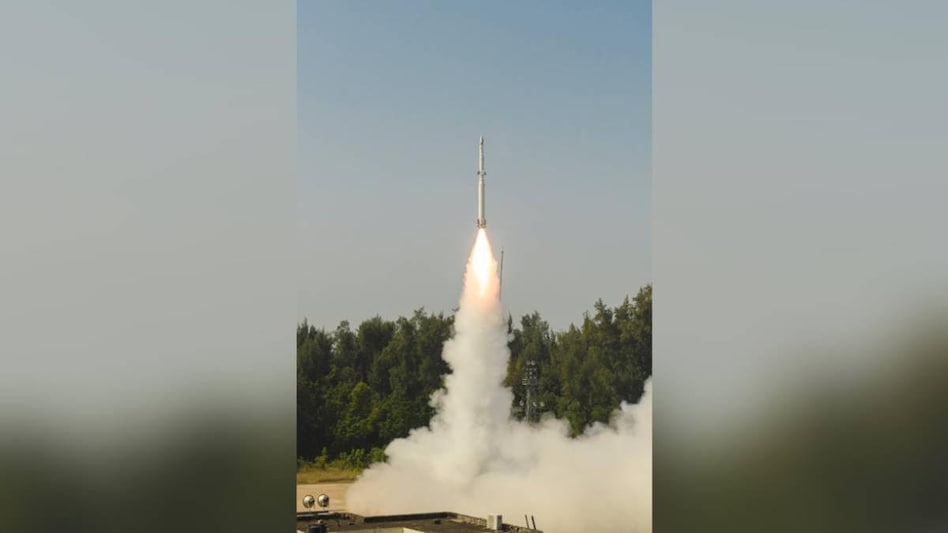 The AD-1 is a long-range interceptor missile designed for both low exo-atmospheric and endo-atmospheric interception of long-range ballistic missiles as well as aircraft The AD-1 is a long-range interceptor missile designed for both low exo-atmospheric and endo-atmospheric interception of long-range ballistic missiles as well as aircraft