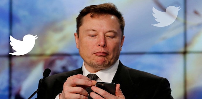 Elon Musk fires another Twitter employee, and this time he did it publicly Elon Musk fires another Twitter employee, and this time he did it publicly