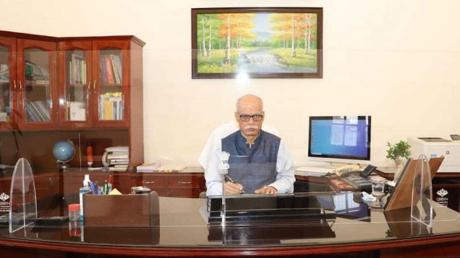 Economy is bouncing back, tax compliance has been much better in last two years, says Revenue Secretary Economy is bouncing back, tax compliance has been much better in last two years, says Revenue Secretary