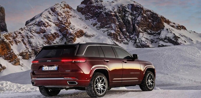 It will compete against vehicles like the Mercedes Benz GLE, BMW X5, and Land Rover Discovery. It will compete against vehicles like the Mercedes Benz GLE, BMW X5, and Land Rover Discovery.
