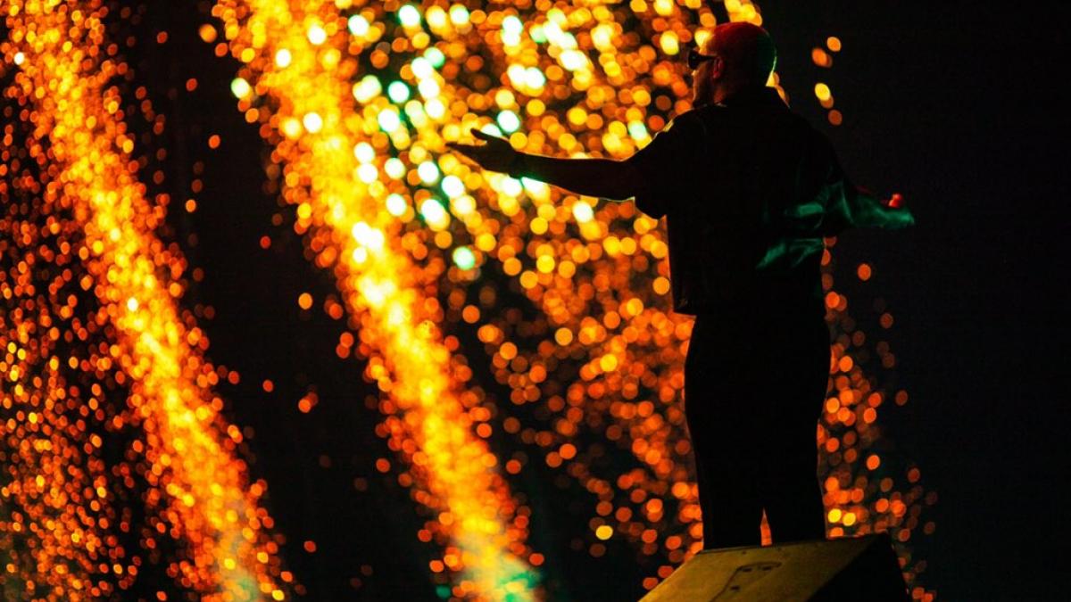 More Than 40 High End Mobile Phones Stolen During Dj Snake S Concert In Mumbai Businesstoday More Than 40 High End Mobile Phones Stolen During Dj Snake S Concert In Mumbai Businesstoday