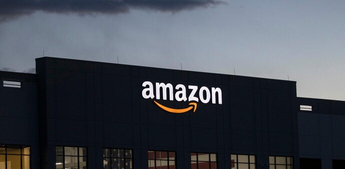 Amazon announced that it will terminate 10,000 employees Amazon announced that it will terminate 10,000 employees