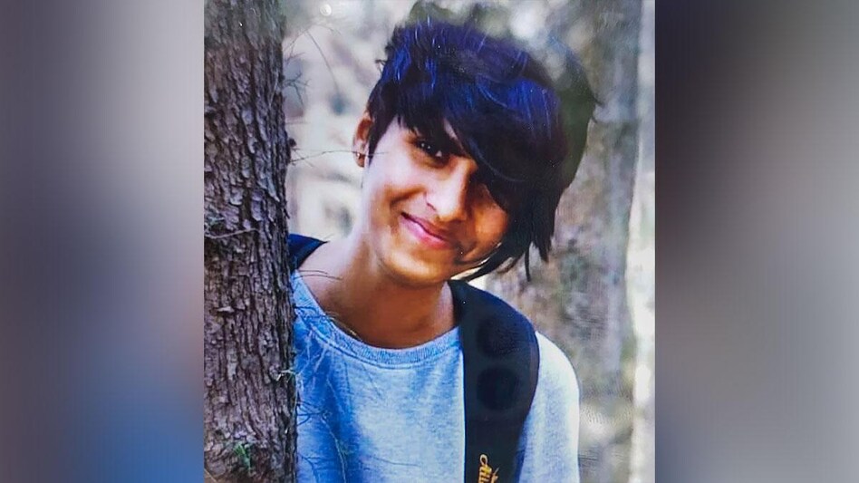 Shraddha Walker was strangled and dismembered by her live-in partner Aaftab Ameen Poonawala Shraddha Walker was strangled and dismembered by her live-in partner Aaftab Ameen Poonawala