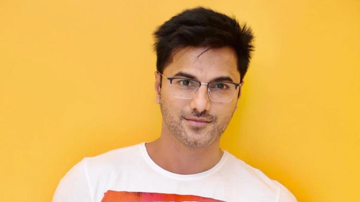 Surryavanshi started his career as a model and made his television debut with a cameo appearance Kkusum in 2001. Surryavanshi started his career as a model and made his television debut with a cameo appearance Kkusum in 2001.
