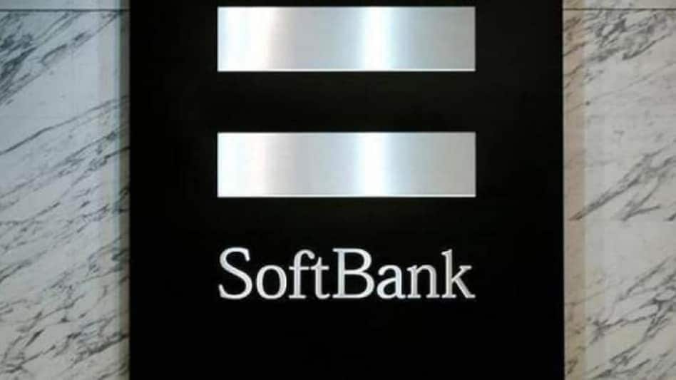 Net profit at SoftBank itself came to 3.03 trillion yen in the July-September second quarter, a sharp turnaround from a 3.16 trillion yen loss in the previous quarter. Net profit at SoftBank itself came to 3.03 trillion yen in the July-September second quarter, a sharp turnaround from a 3.16 trillion yen loss in the previous quarter.