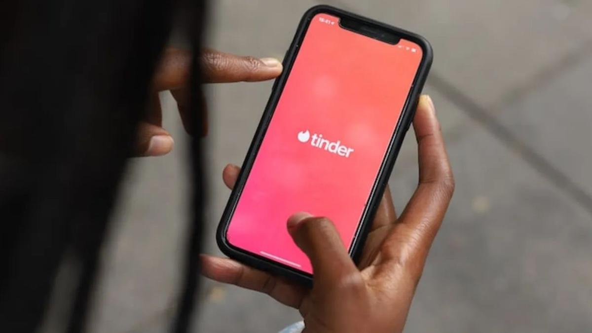 Tinder dating trends 2022: Users want hygienic partners, prefer coffee dates over dinner Tinder dating trends 2022: Users want hygienic partners, prefer coffee dates over dinner