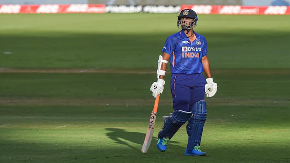 Washington Sundar's cameo takes India to 306/7 vs NZ in ODI Washington Sundar's cameo takes India to 306/7 vs NZ in ODI