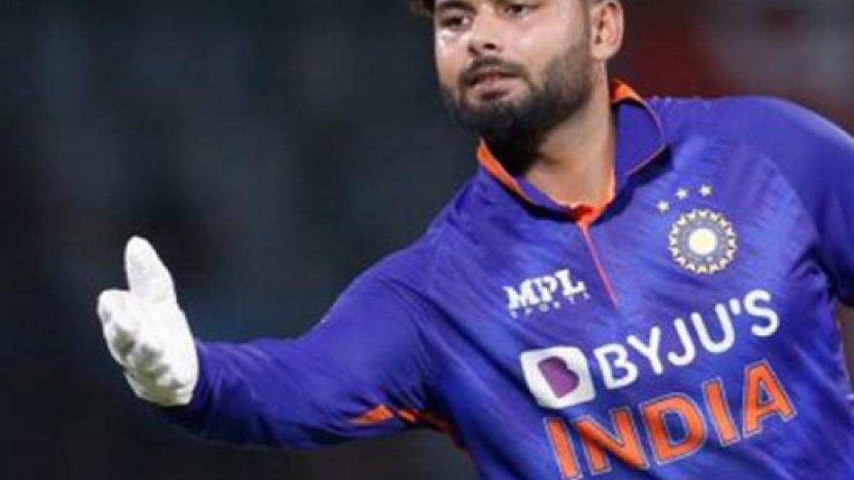 Pant was driving down to Roorkee on Friday morning when his car hit a divider on the Delhi-Dehradun highway and caught fire. Pant was driving down to Roorkee on Friday morning when his car hit a divider on the Delhi-Dehradun highway and caught fire.