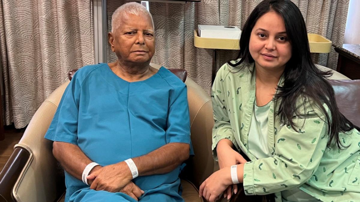Ahead of the surgery today, Acharya took to Twitter so share pictures with her father. (Image: Twitter) Ahead of the surgery today, Acharya took to Twitter so share pictures with her father. (Image: Twitter)