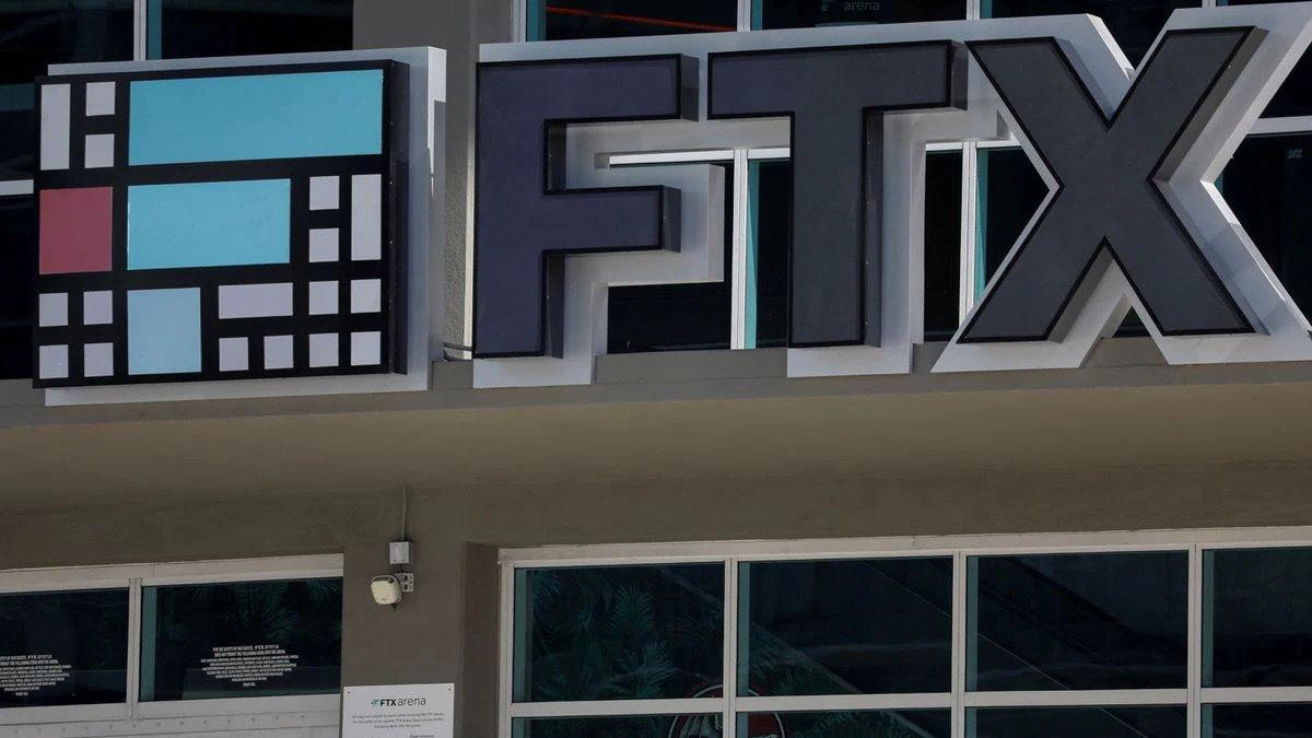 Prosecutors charge two top executives in connection with FTX collapse