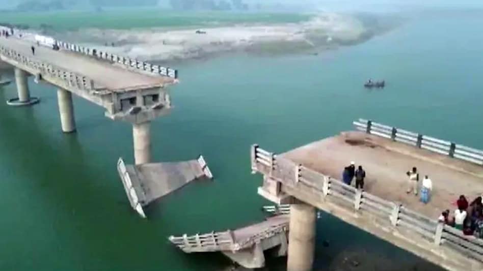 Watch! Months after Morbi tragedy, Bihar's Rs 14-crore bridge collapses before inauguration (Photo: ANI) Watch! Months after Morbi tragedy, Bihar's Rs 14-crore bridge collapses before inauguration (Photo: ANI)