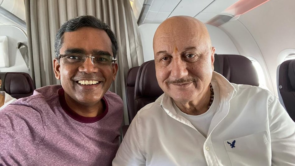 Sridharan asked Kher if he would be comfortable talking to a complete stranger on a flight. Sridharan asked Kher if he would be comfortable talking to a complete stranger on a flight.