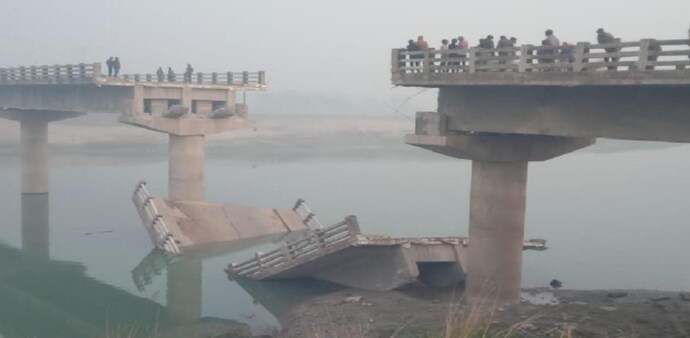 The bridge's construction began in 2016 and was completed in 2017. The bridge's construction began in 2016 and was completed in 2017.