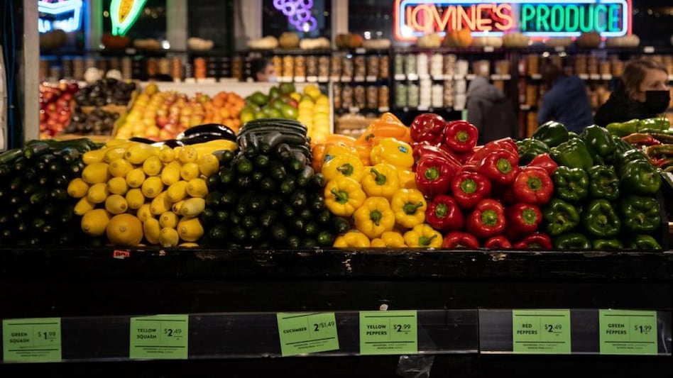 At 7.1%, US consumer prices notch slowest growth in a year in November (Photo: Reuters) At 7.1%, US consumer prices notch slowest growth in a year in November (Photo: Reuters)