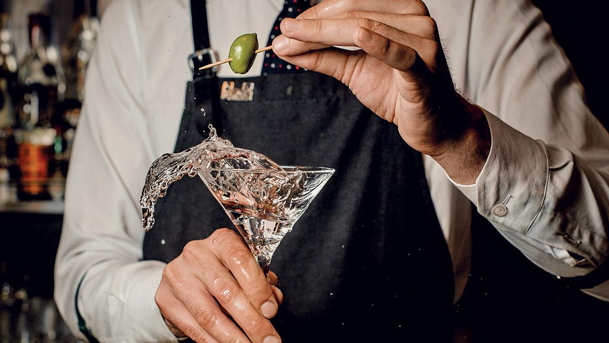 From the medicinal mojito to the Florence-born negroni, here are the stories behind some famous cocktails From the medicinal mojito to the Florence-born negroni, here are the stories behind some famous cocktails