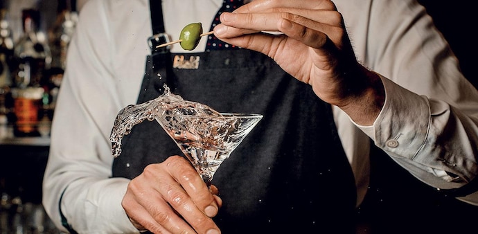 From the medicinal mojito to the Florence-born negroni, here are the stories behind some famous cocktails From the medicinal mojito to the Florence-born negroni, here are the stories behind some famous cocktails
