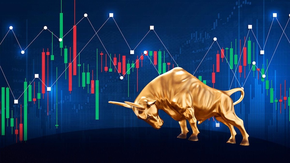 Hariom Pipe Industries rose 13 per cent to hit a record high of Rs 390 on BSE. A total of 1.38 lakh shares changed hands on BSE against a two-week average of 30,000 shares Hariom Pipe Industries rose 13 per cent to hit a record high of Rs 390 on BSE. A total of 1.38 lakh shares changed hands on BSE against a two-week average of 30,000 shares