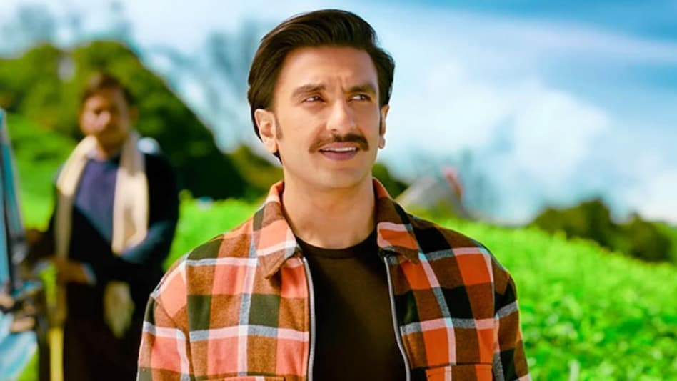 Cirkus is the second collaboration between Rohit Shetty and Ranveer Singh after the 2018 blockbuster Simmba. Cirkus is the second collaboration between Rohit Shetty and Ranveer Singh after the 2018 blockbuster Simmba.